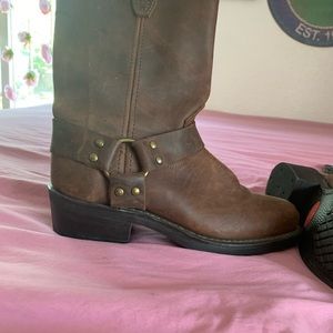 Women’s Dingos Harness Boots.
